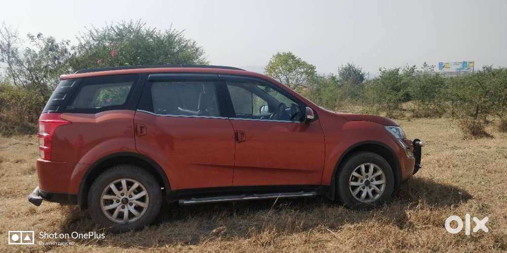 Single Owner Mahindra Xuv500 W10  Well Maintained  Top Variant