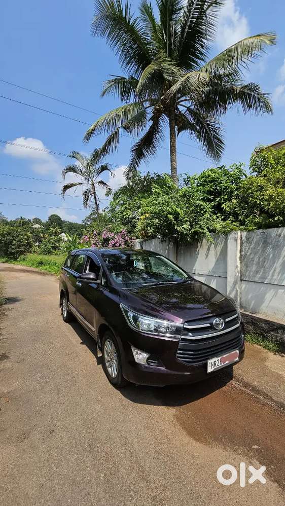 Toyota Innova Crysta 2.8 G 2020