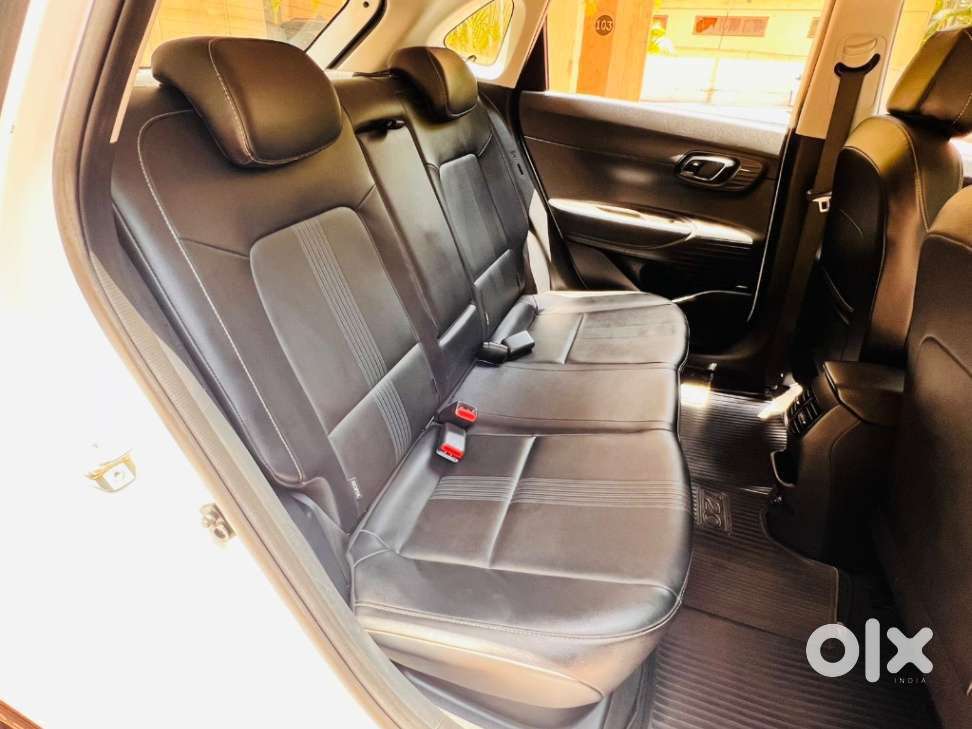 Hyundai New I20 1.0 Asta (o) Turbo Dct, 2021, Petrol
