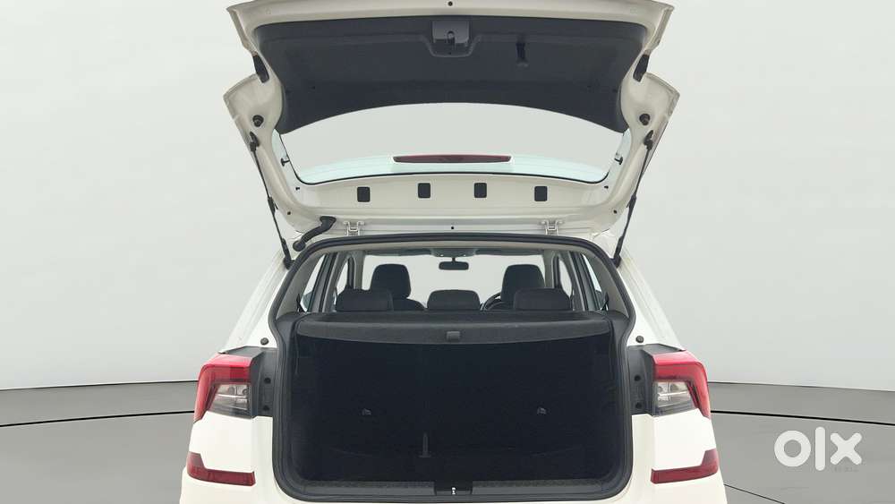 Skoda Kushaq 1.0 Tsi Ambition, 2022, Petrol