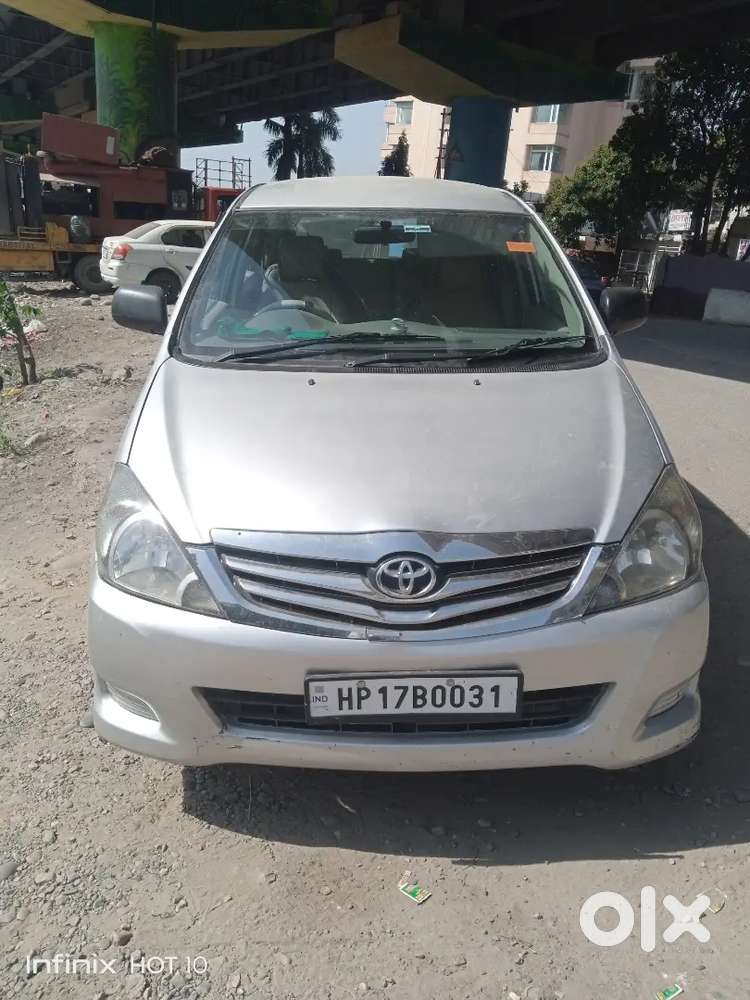 Toyota Innova 2010 Diesel Well Maintained