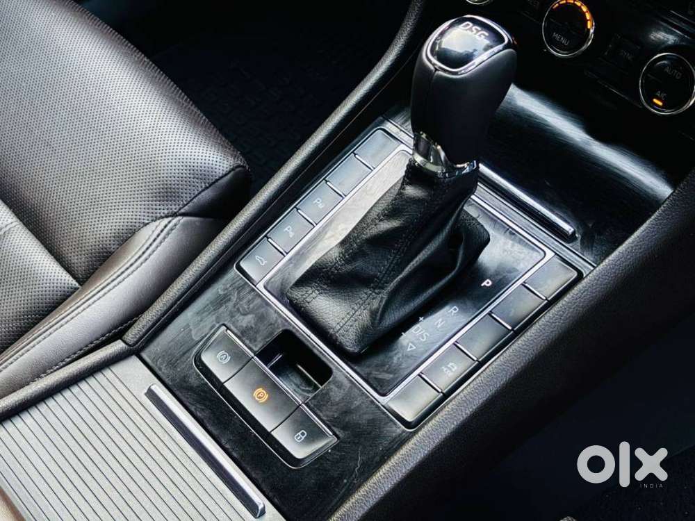 Skoda Superb 2.0 Tsi At L&k, 2019, Petrol