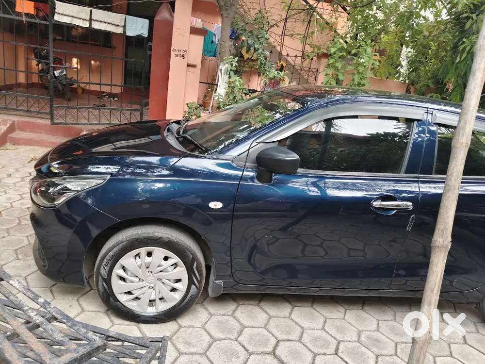 Maruti Suzuki Baleno Blue 2024