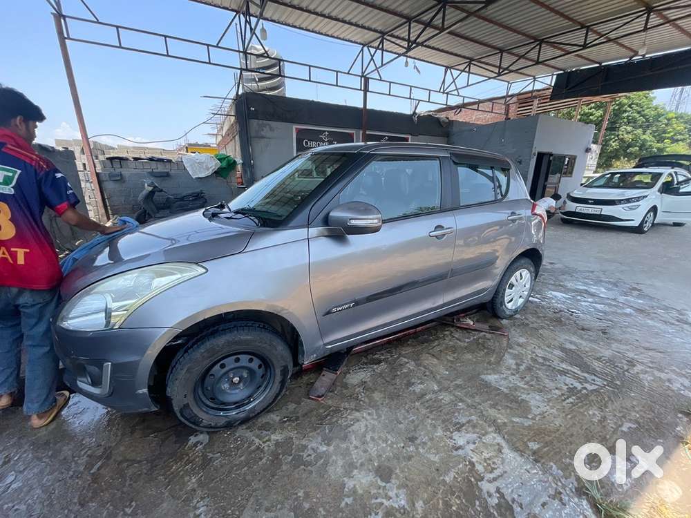 Maruti Swift Vxi 2015