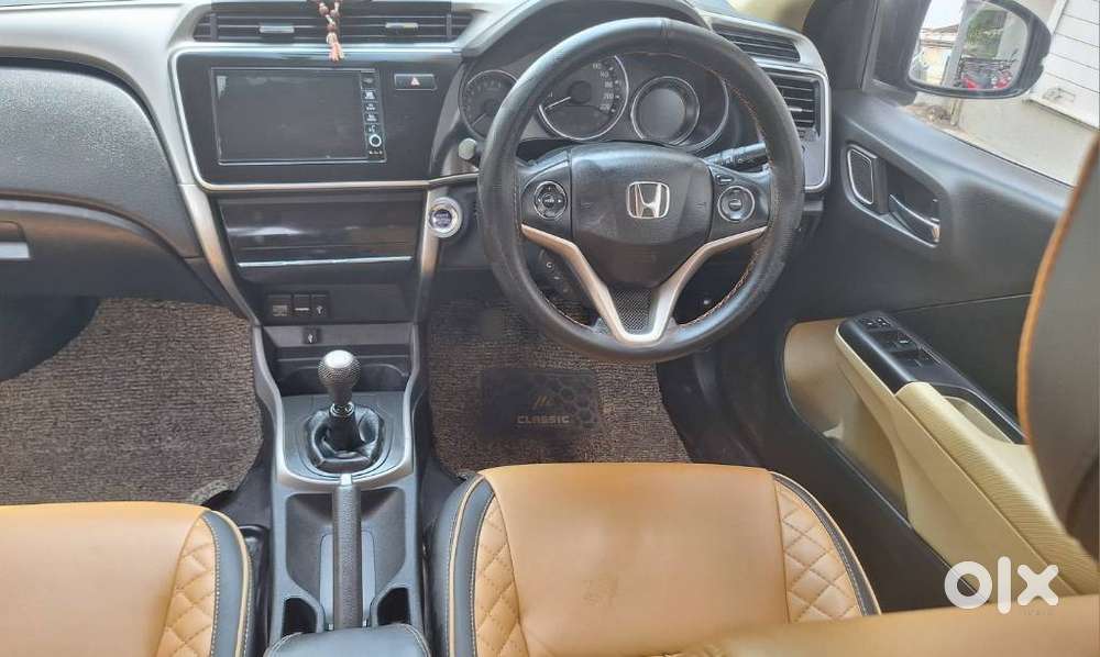 Honda City I-vtec V, 2017, Petrol