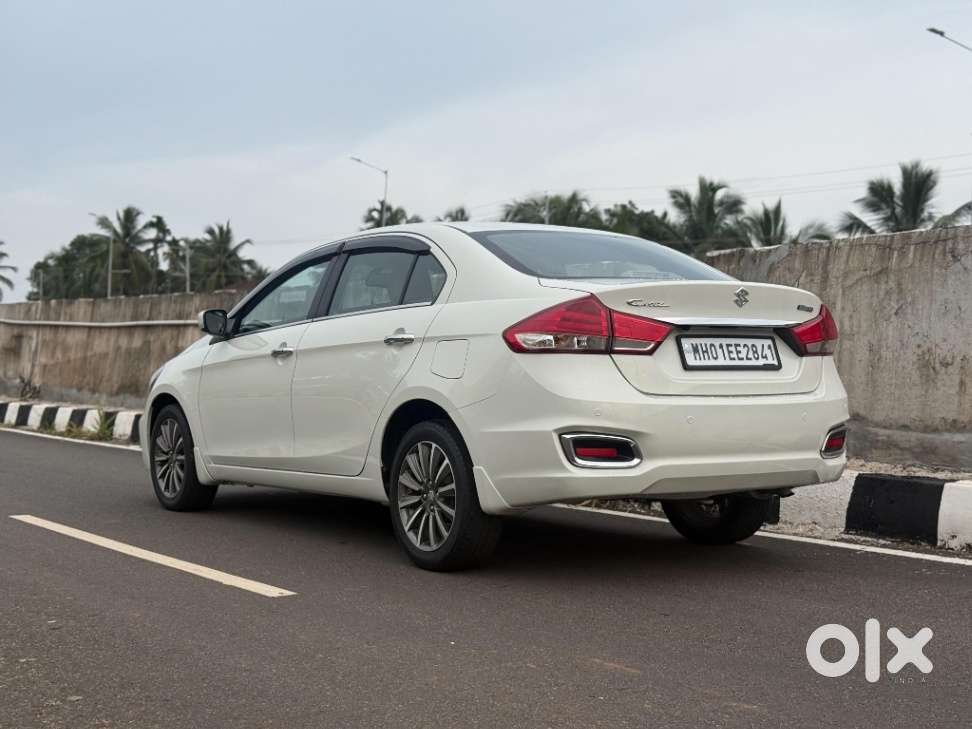 Maruti Suzuki Ciaz Smart Hybrid Alpha , 2022, Petrol