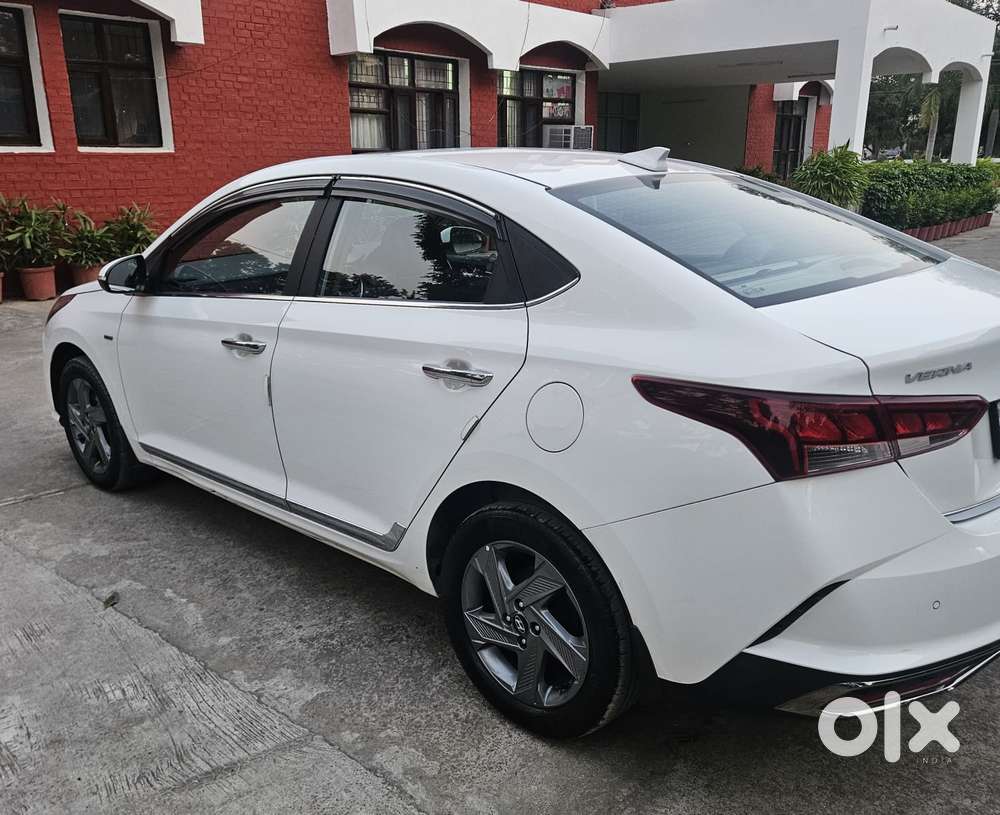 Hyundai Verna Crdi 1.6 At Sx Plus, 2021, Diesel