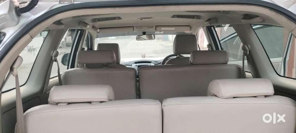 Toyota Innova 2.5 V 7 Str, 2012, Diesel