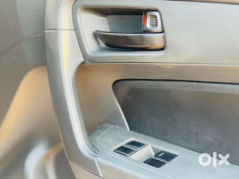 Maruti Suzuki Vitara Brezza Ldi (o), 2017, Diesel