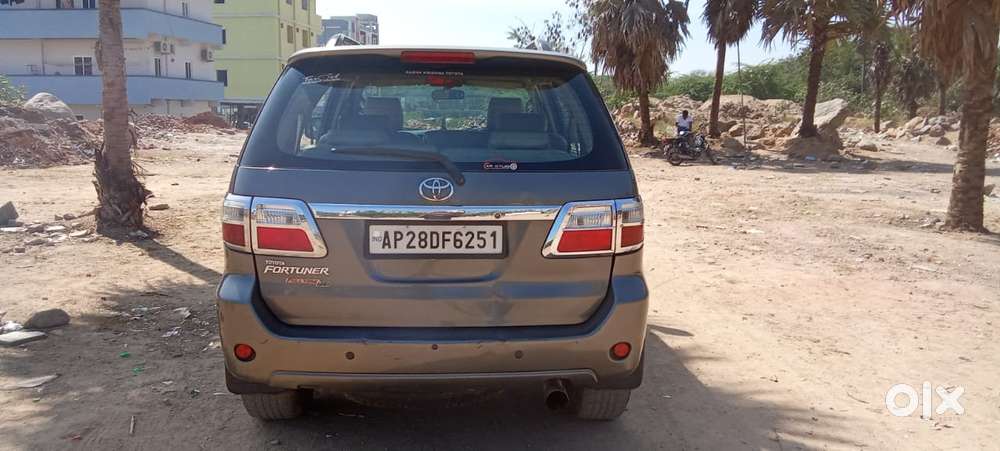 Toyota Fortuner, 2010, Diesel