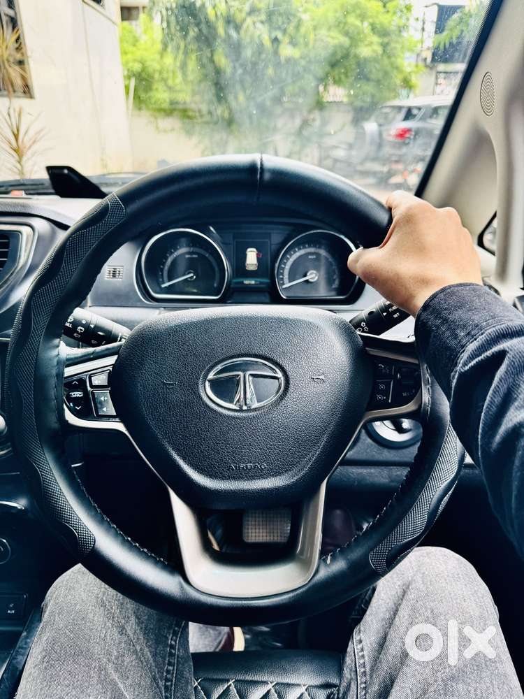 Tata Hexa 2.2 Xta 4x2 7 Str, 2018, Diesel