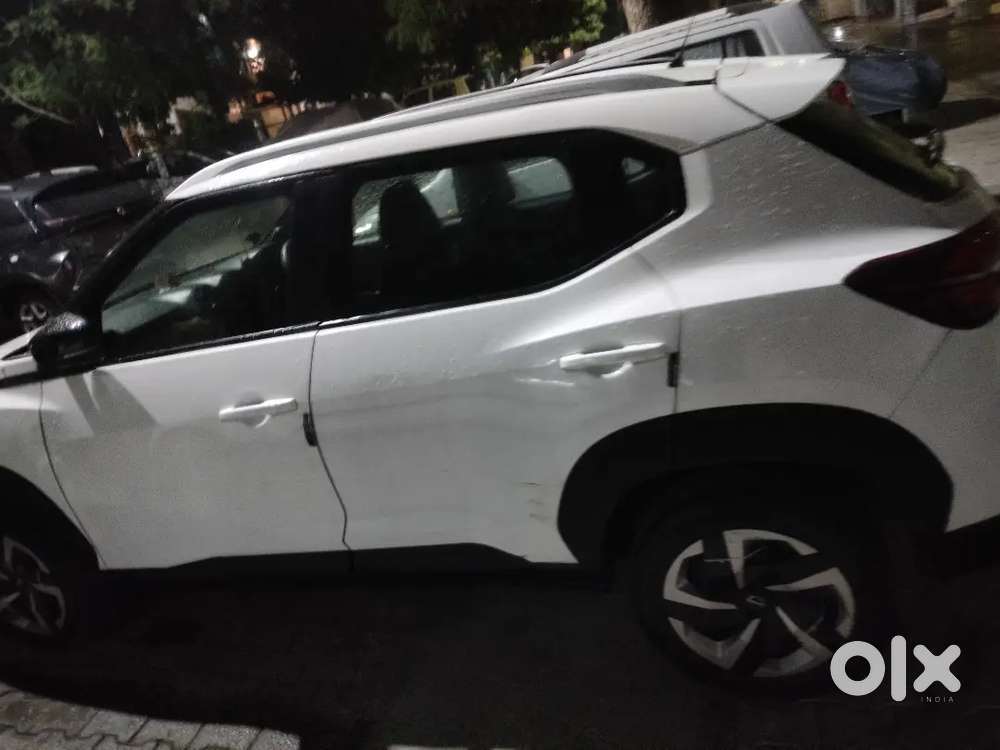 Nissan Magnite 2021 Petrol 35000 Km Driven