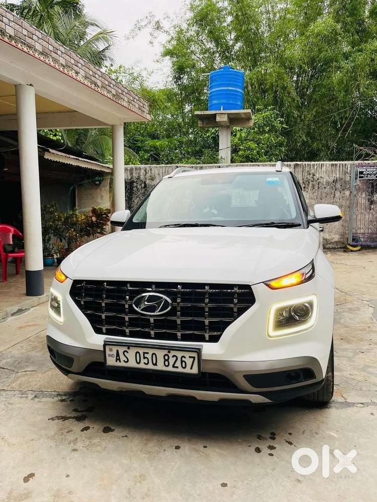 Hyundai Venue Govt. Officer Driven