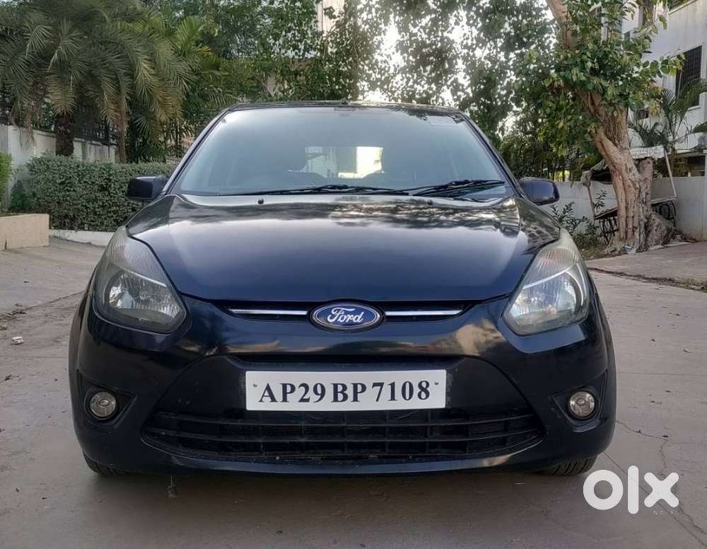 Ford Figo 2010-2012 Diesel Zxi, 2011, Diesel