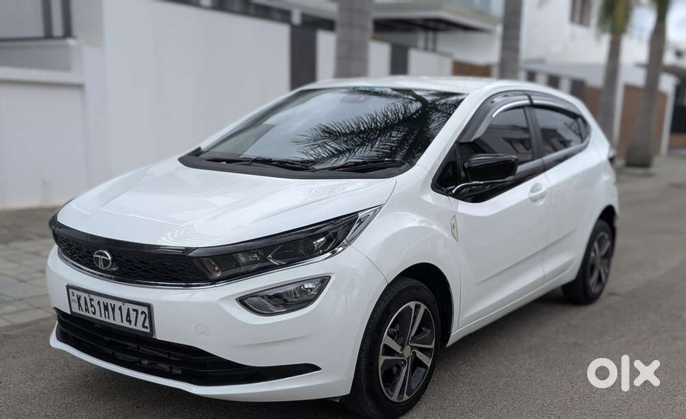 Tata Altroz Xz, 2025, Petrol