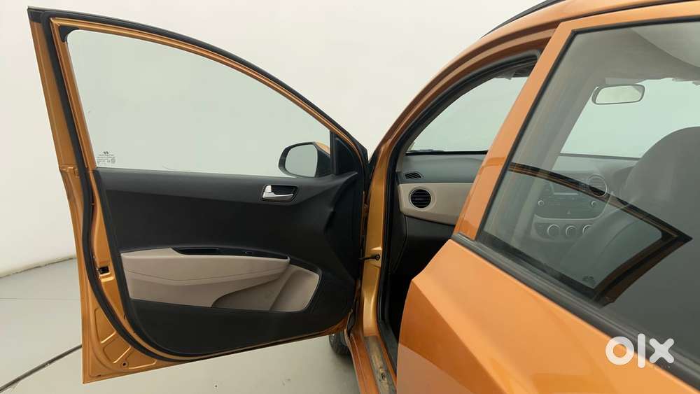 Hyundai Grand I10 1.2 Kappa Sportz, 2015, Petrol
