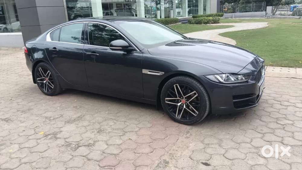 Jaguar Xe Prestige, 2016, Petrol