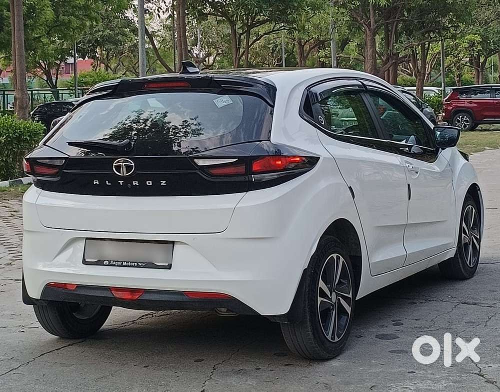 Tata Altroz Xz Plus (s) Icng, 2023, Cng & Hybrids