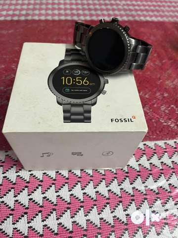 Fossil 3rd best sale gen q explorist