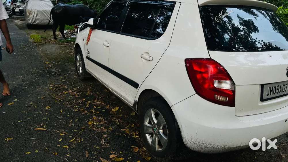Skoda Fabia Petrol Manual 2011