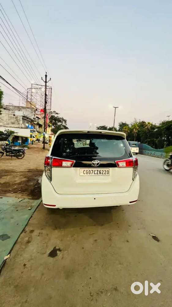 Toyota Innova Crysta Bs4 2.4 G