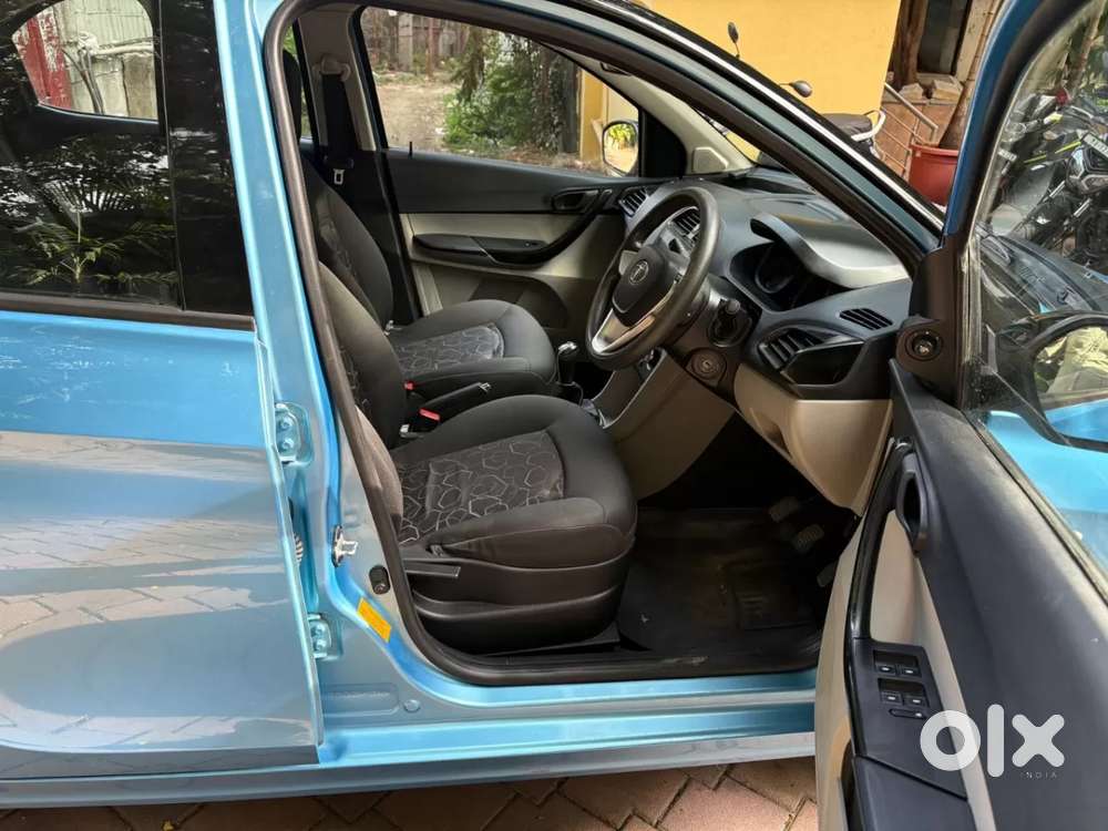 Tata Tiago 1.2 Revotron Xt, 2016, Petrol