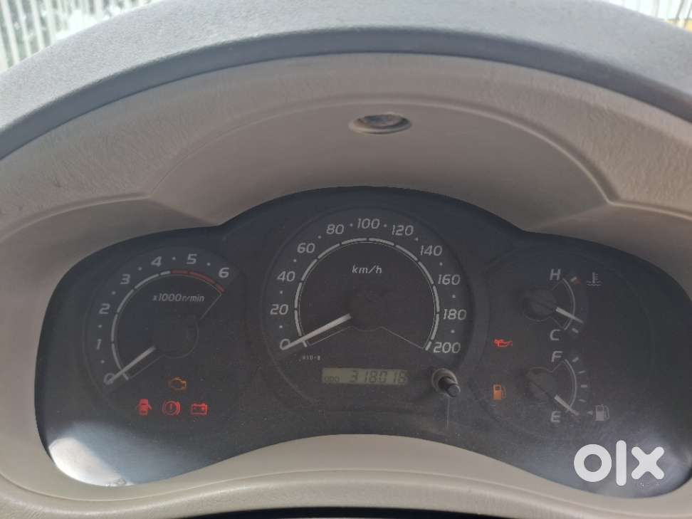 Toyota Innova 2.5 G (diesel) 8 Seater, 2010, Diesel