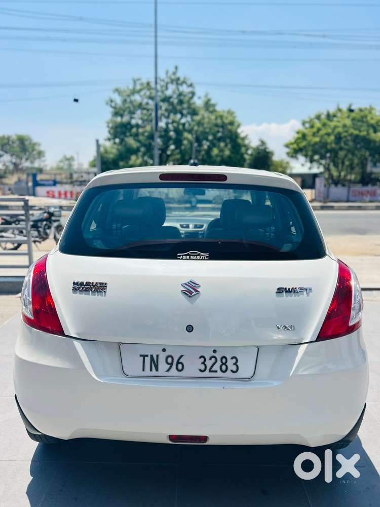 Maruti Suzuki Swift Vxi 1.2 Abs Bs-iv, 2017, Petrol