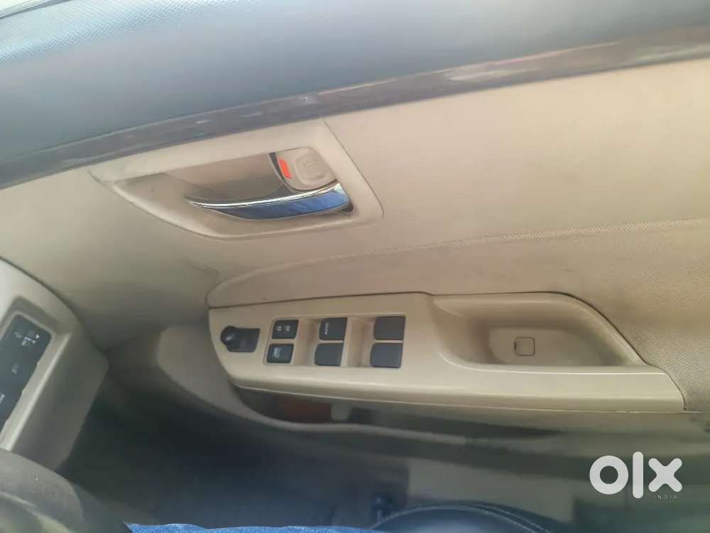 Maruti Suzuki Dzire 2012