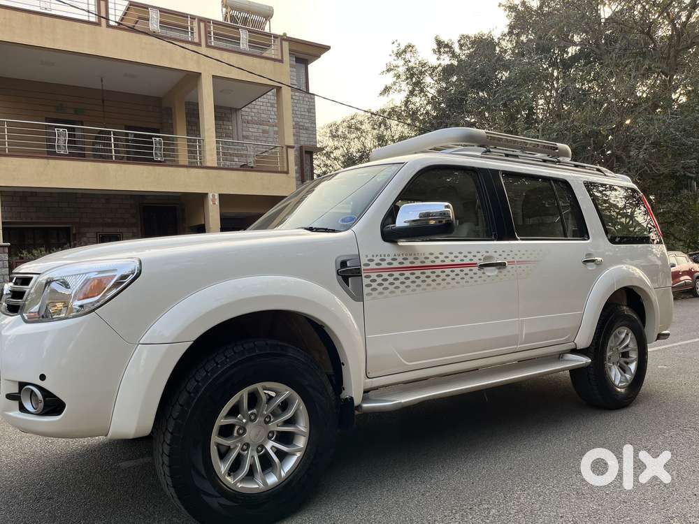 Ford Endeavour 3.2 Titanium At 4x4, 2014, Diesel