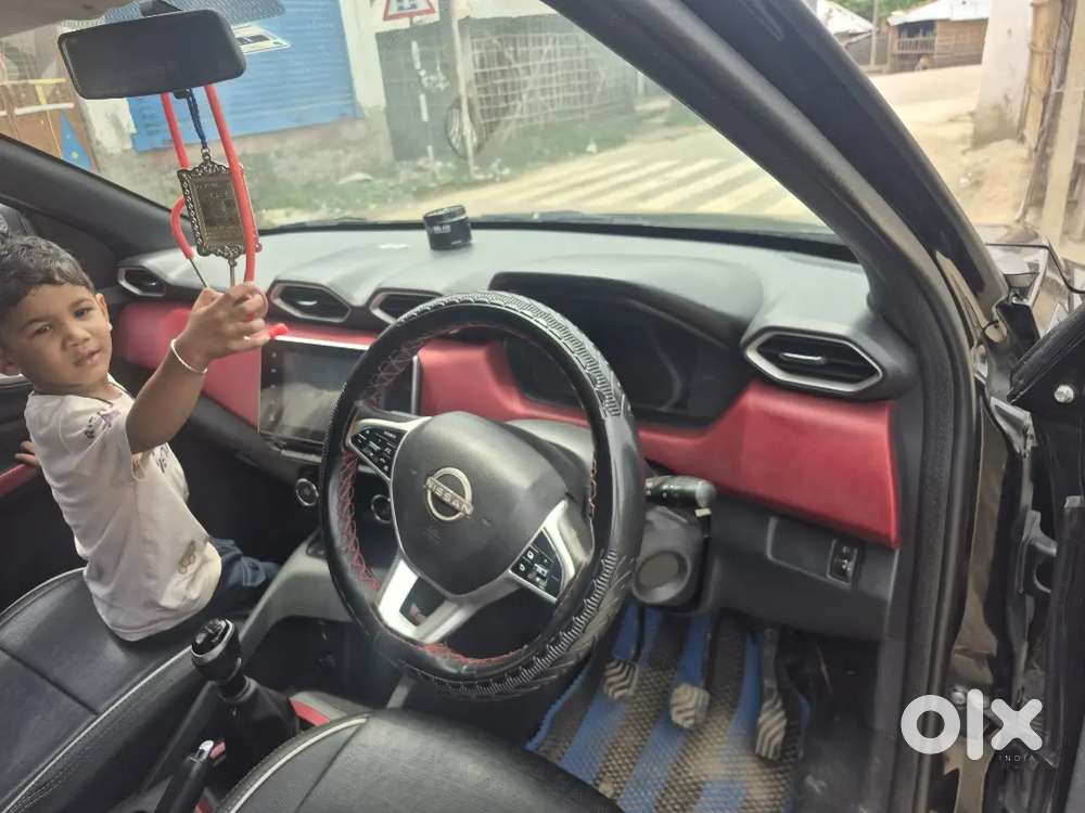 Nissan Magnite 2023 1.0 Xv Red Edition