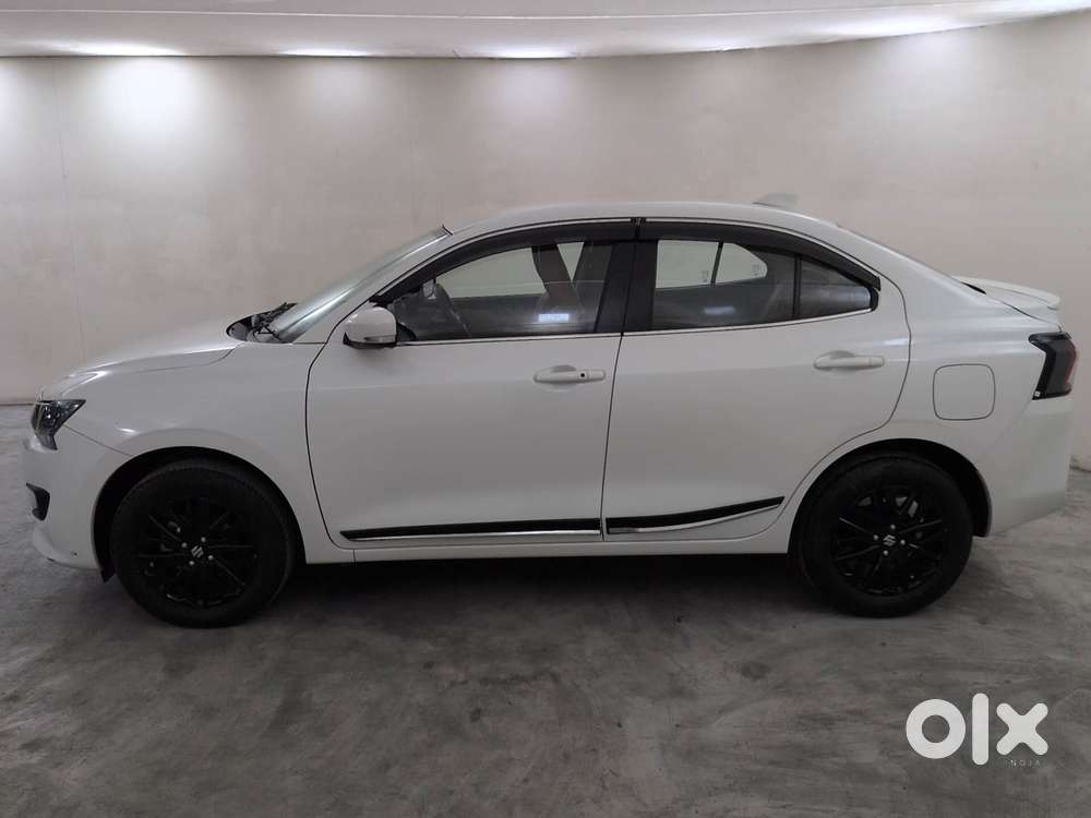 Maruti Suzuki Dzire 1.2 Zxi Amt, 2025, Petrol