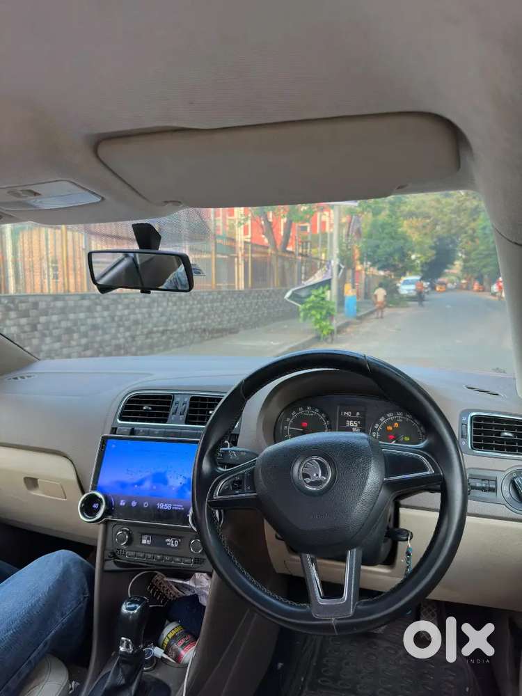 Skoda Rapid 1.0 Tsi 2015 Urgent Sale
