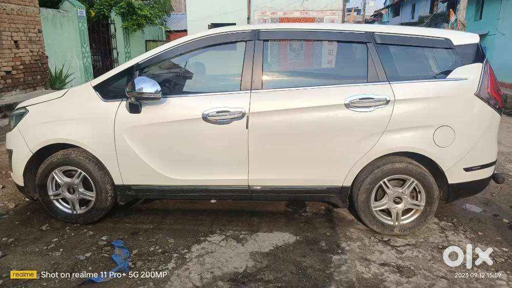 Mahindra Marazzo 2023