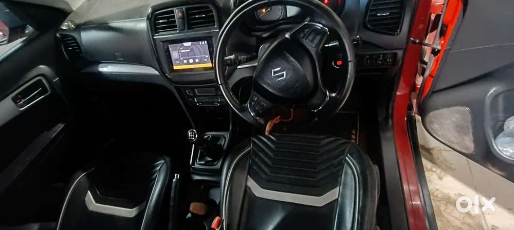Maruti Suzuki Brezza 1.5 Zxi Smart Hybrid Dual Tone, 2021, Petrol