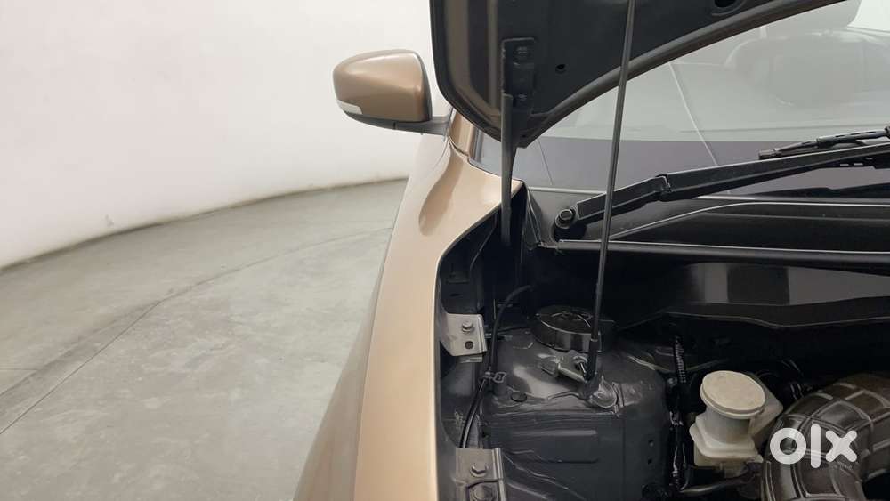 Maruti Suzuki Dzire 1.2 Vxi Amt, 2018, Petrol