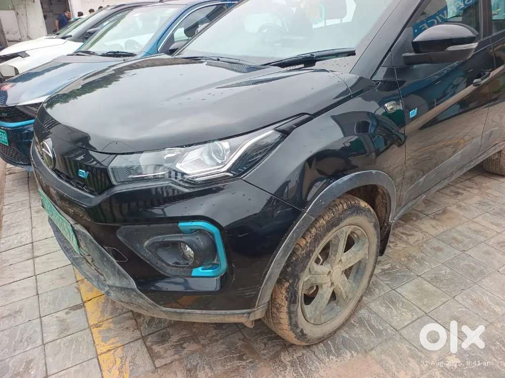 Urgent Sell My Ev Car. Many Problems.clour Black