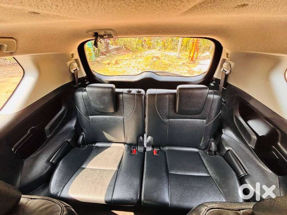 Toyota Innova Crysta