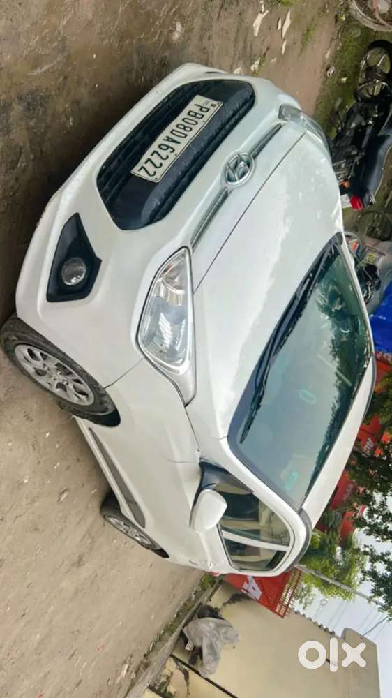 Hyundai Grand I10 2016 Petrol 42000 Km Driven