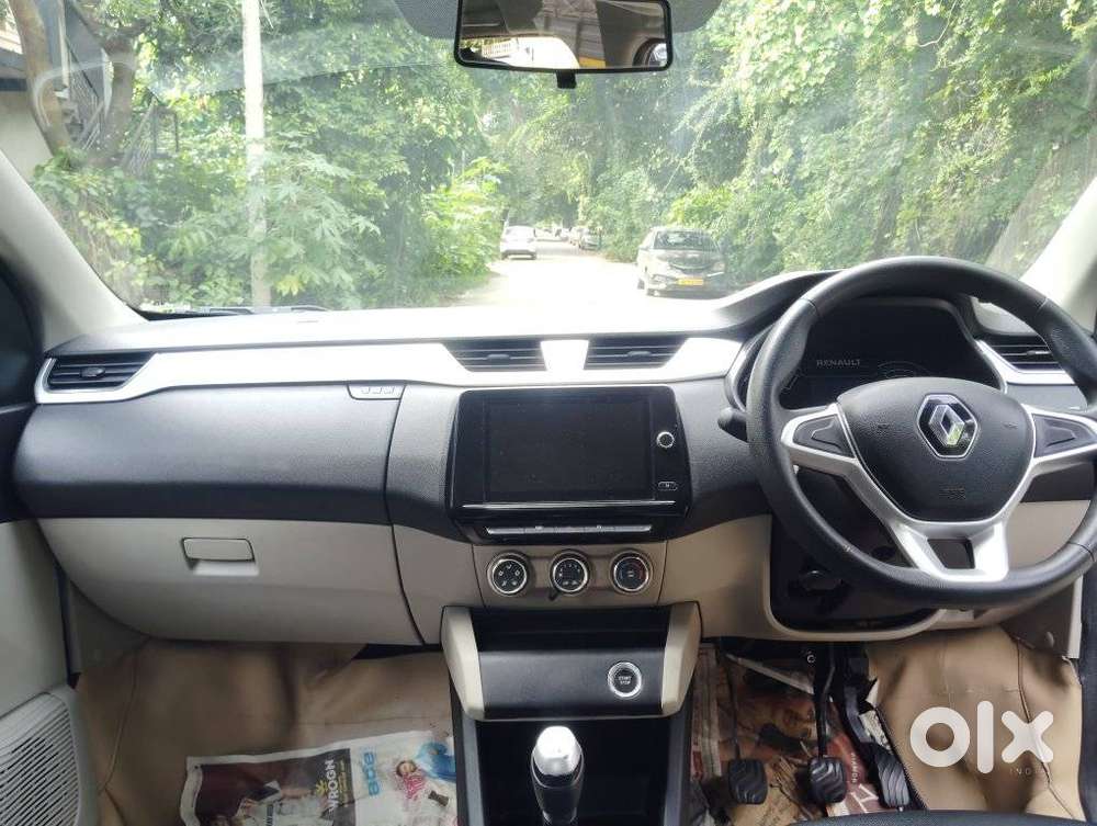 Renault Triber Rxz, 2020, Petrol