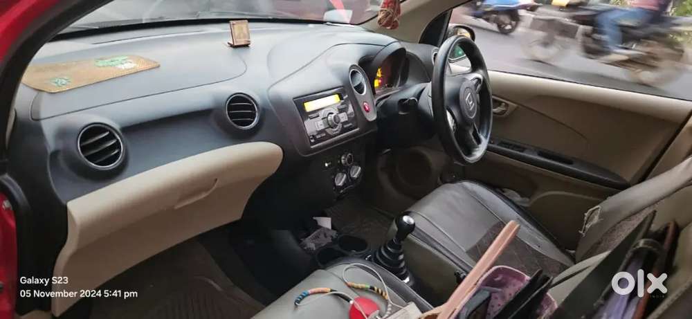 Honda Brio Mt 2012