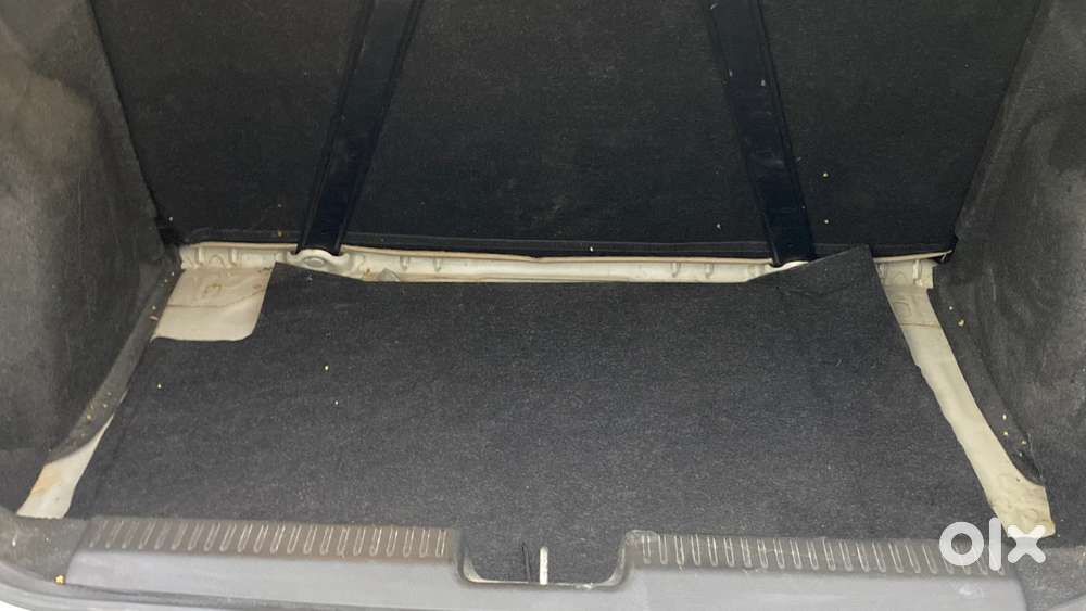 Maruti Suzuki Swift Dzire Amt Vxi, 2019, Petrol