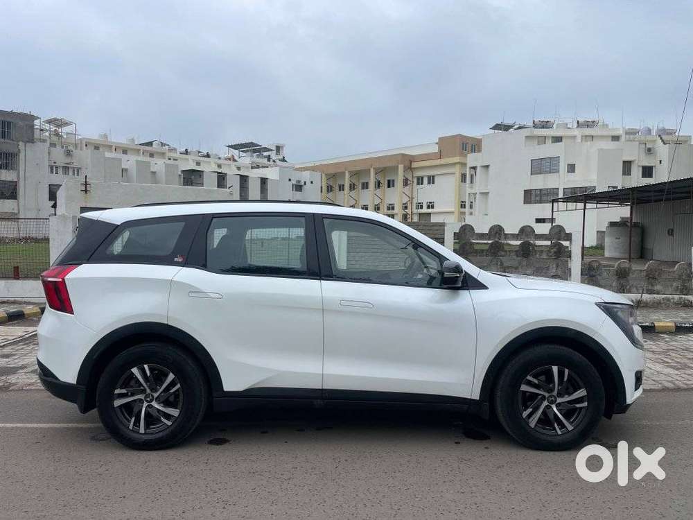 Mahindra Xuv700 2.2 Ax 5 Diesel At 7 Str, 2022, Diesel