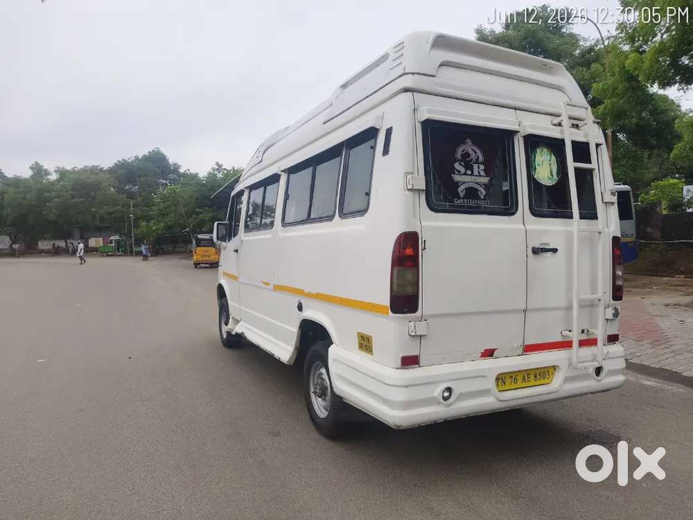 Force Motors  Traveller 12