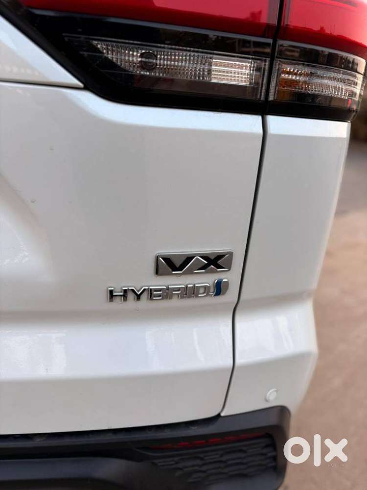 Toyota Innova Hycross 2.0 Vx Hybrid 7 Str, 2024, Petrol