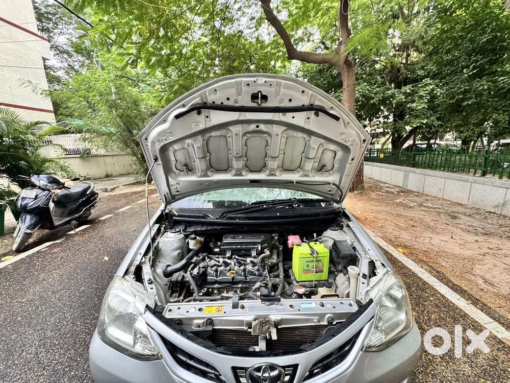 Toyota Etios Liva 1.2 V, 2016, Petrol