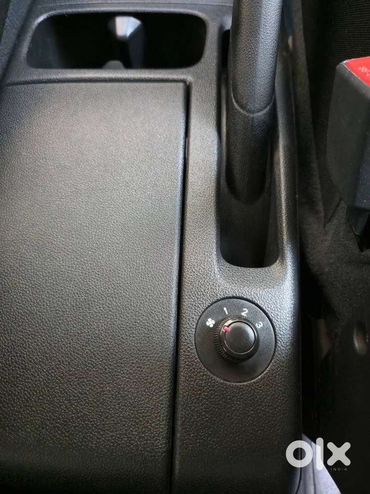 Renault Triber Rxt, 2019, Petrol