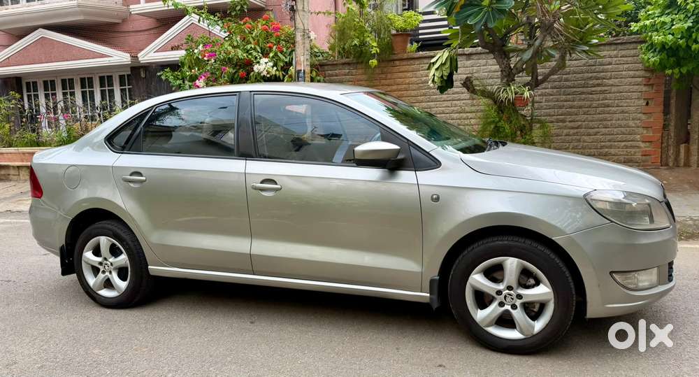 Skoda Rapid 1.5 Tdi Ambition Plus, 2014, Diesel