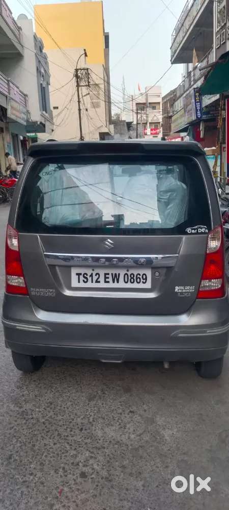 Good Condition, Single Hand Driven, Cng Car With Manufacturing