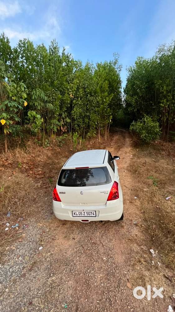 Maruti Suzuki Swift Vxi 2009 Petrol Well Maintained